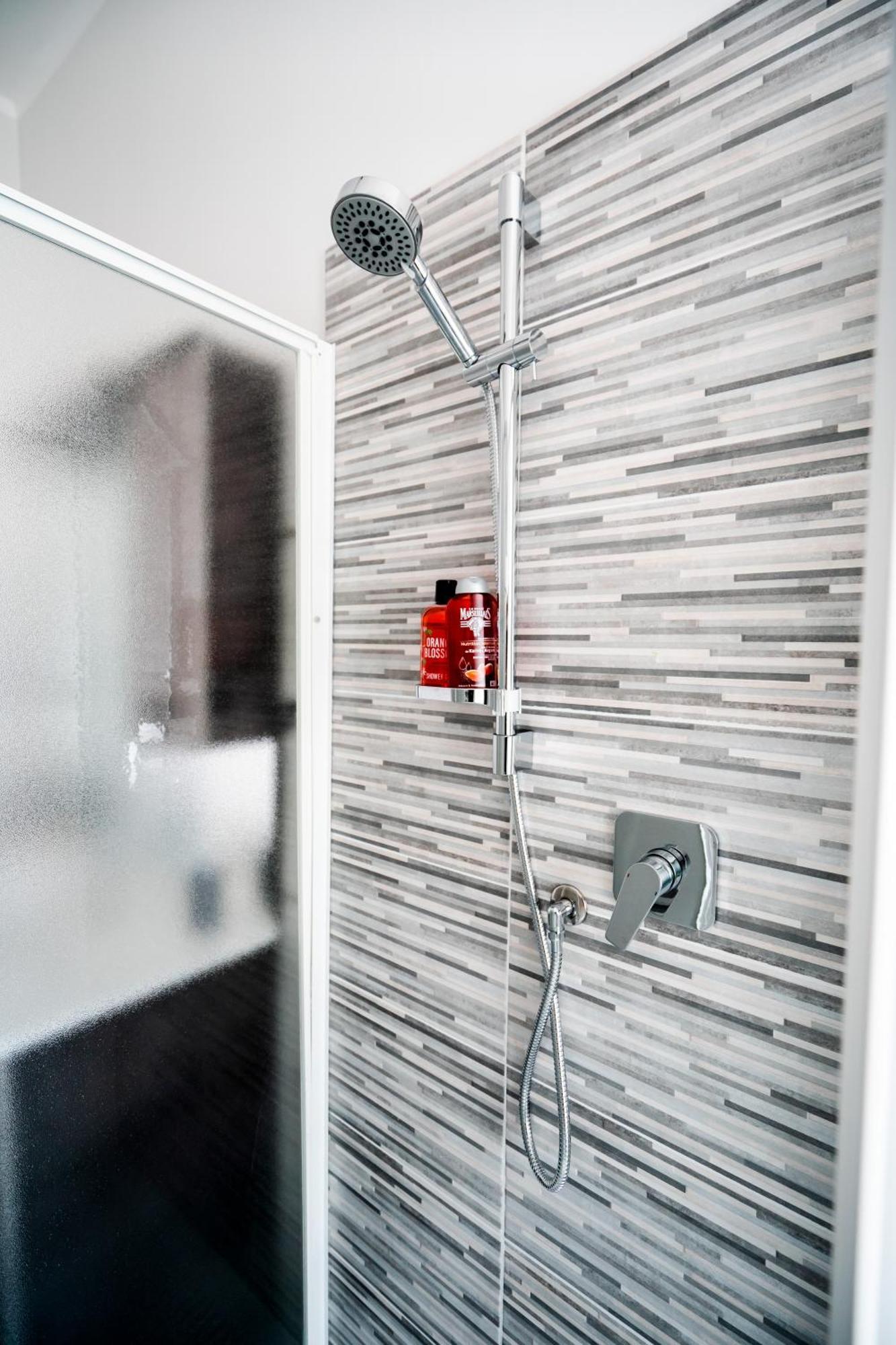 Caldo Ed Elegante Vicino Metro Apartment Turin