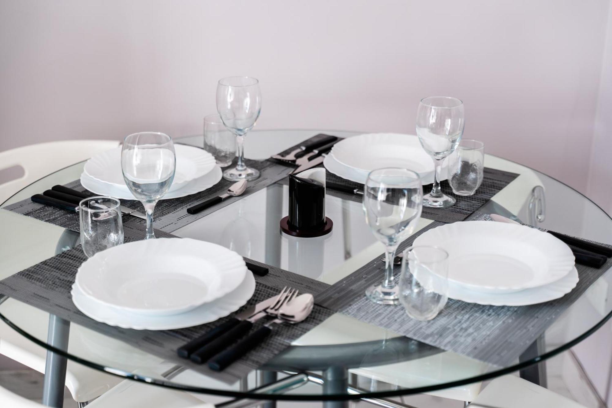 Caldo Ed Elegante Vicino Metro Apartment